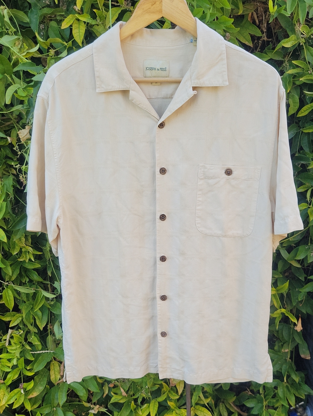 Joseph & Feiss 100% Silk Cream Jacquard Short-Sleeve Button-Up Shirt